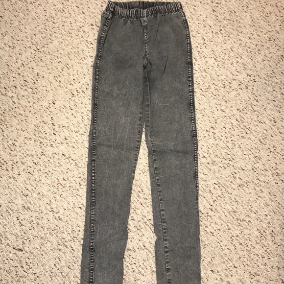 Jegging - Picture 1 of 3